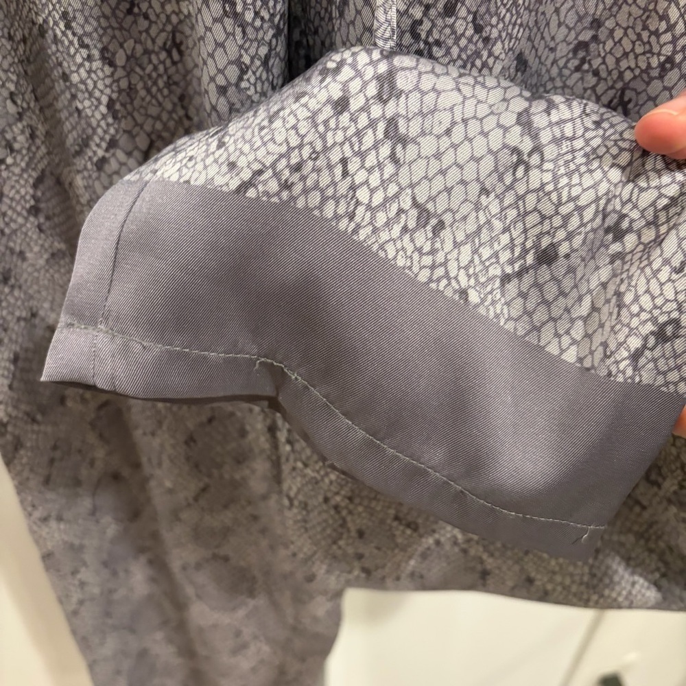 NWT J.McLaughlin Tia Pants Grey Desert Scale size Medium - Picture 8 of 10